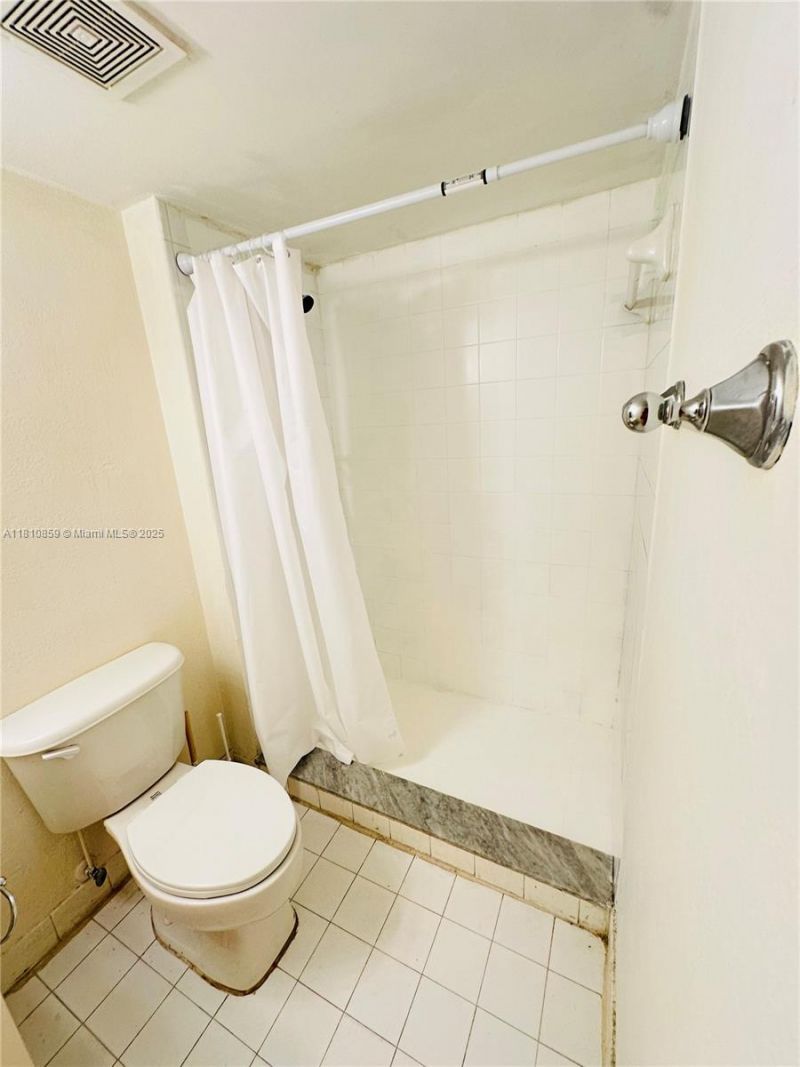 4205 N University Dr, Unit 308, Sunrise, FL 33351 Photo