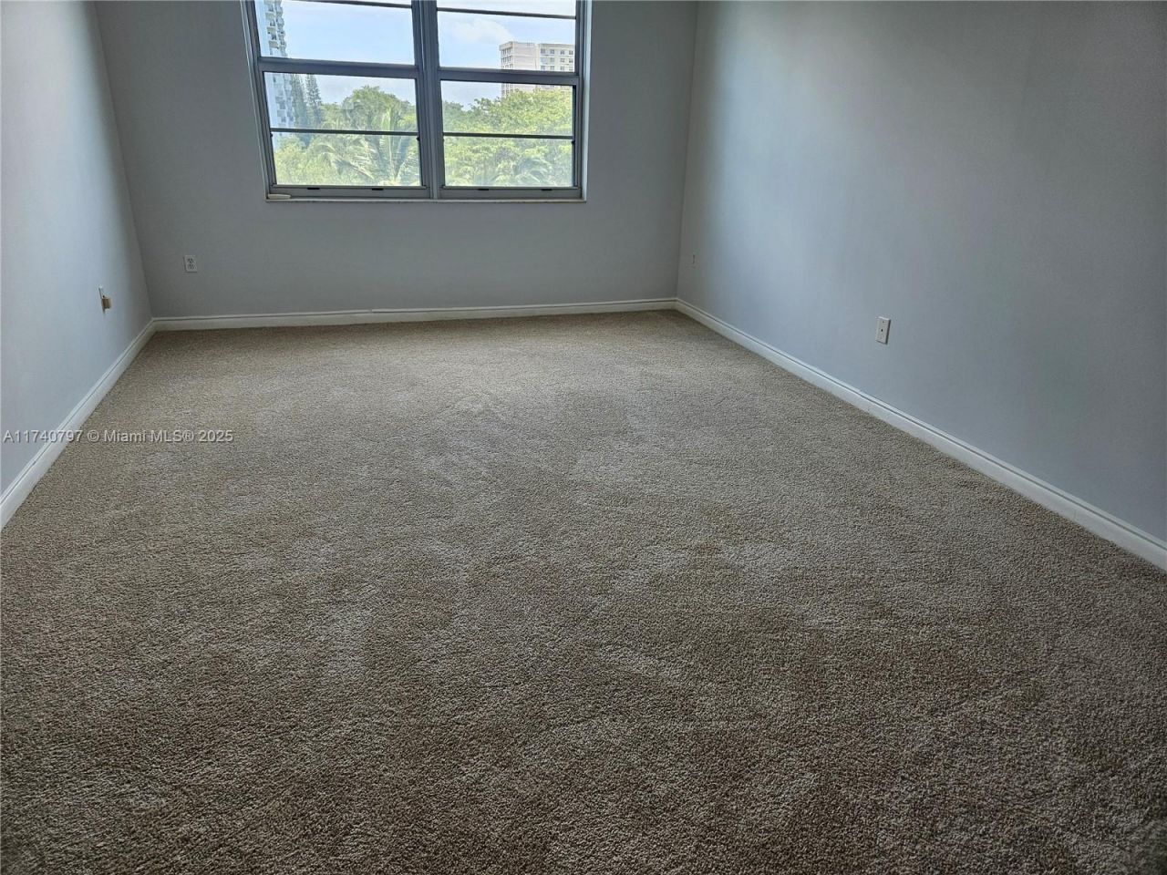 2801 NE 183rd St, Unit 517W, Aventura, FL 33160 Photo