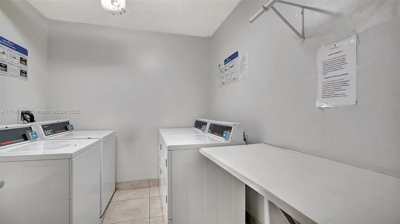2801 NE 183rd St, Unit 517W, Aventura, FL 33160 Photo