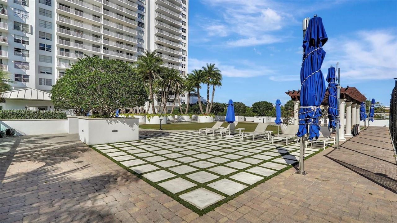 2801 NE 183rd St, Unit 517W, Aventura, FL 33160 Photo