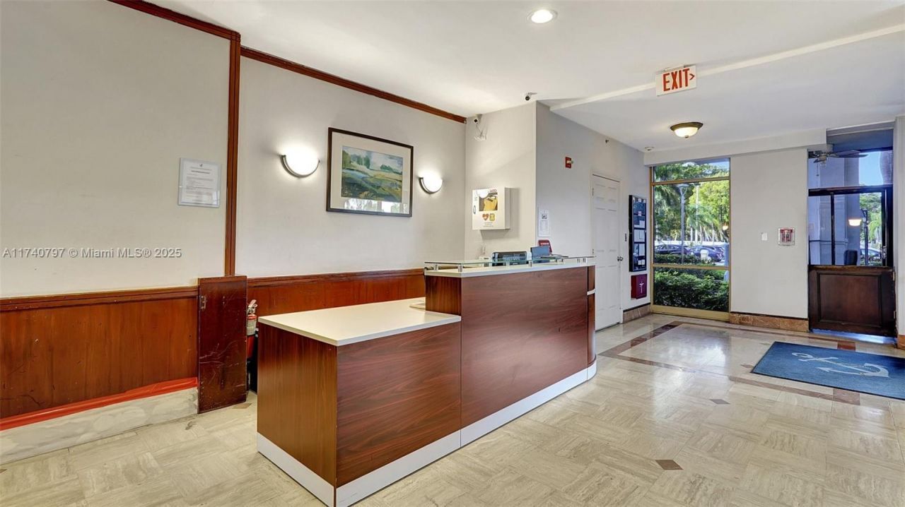 2801 NE 183rd St, Unit 517W, Aventura, FL 33160 Photo