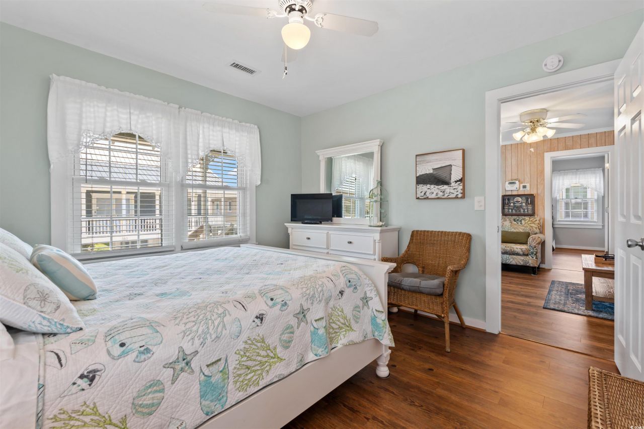 161 Easy St. Photo 11