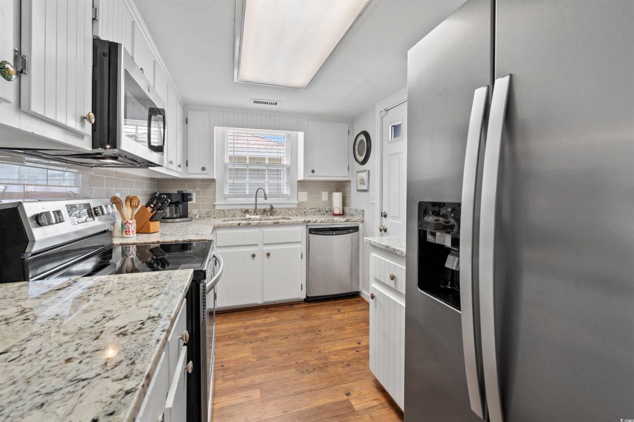 161 Easy St. Photo 22