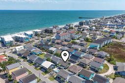 161 Easy St. photo 4