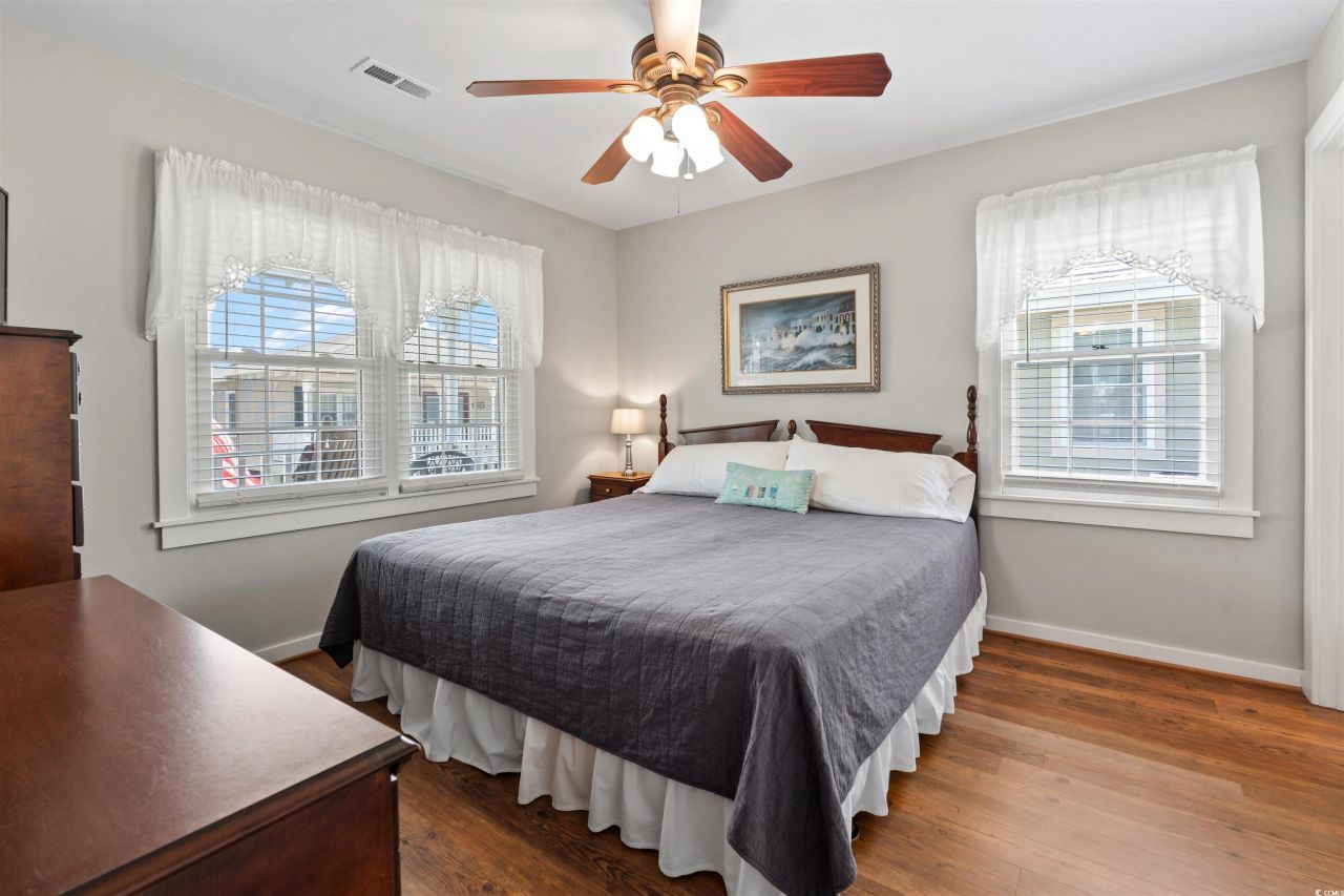 161 Easy St. Photo 7