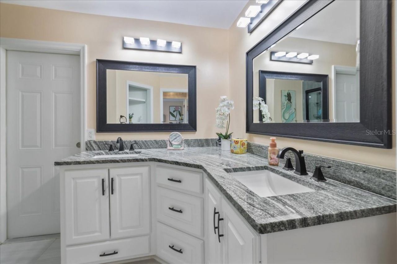 206 SE 45th Terrace, Cape Coral, FL 33904 Photo