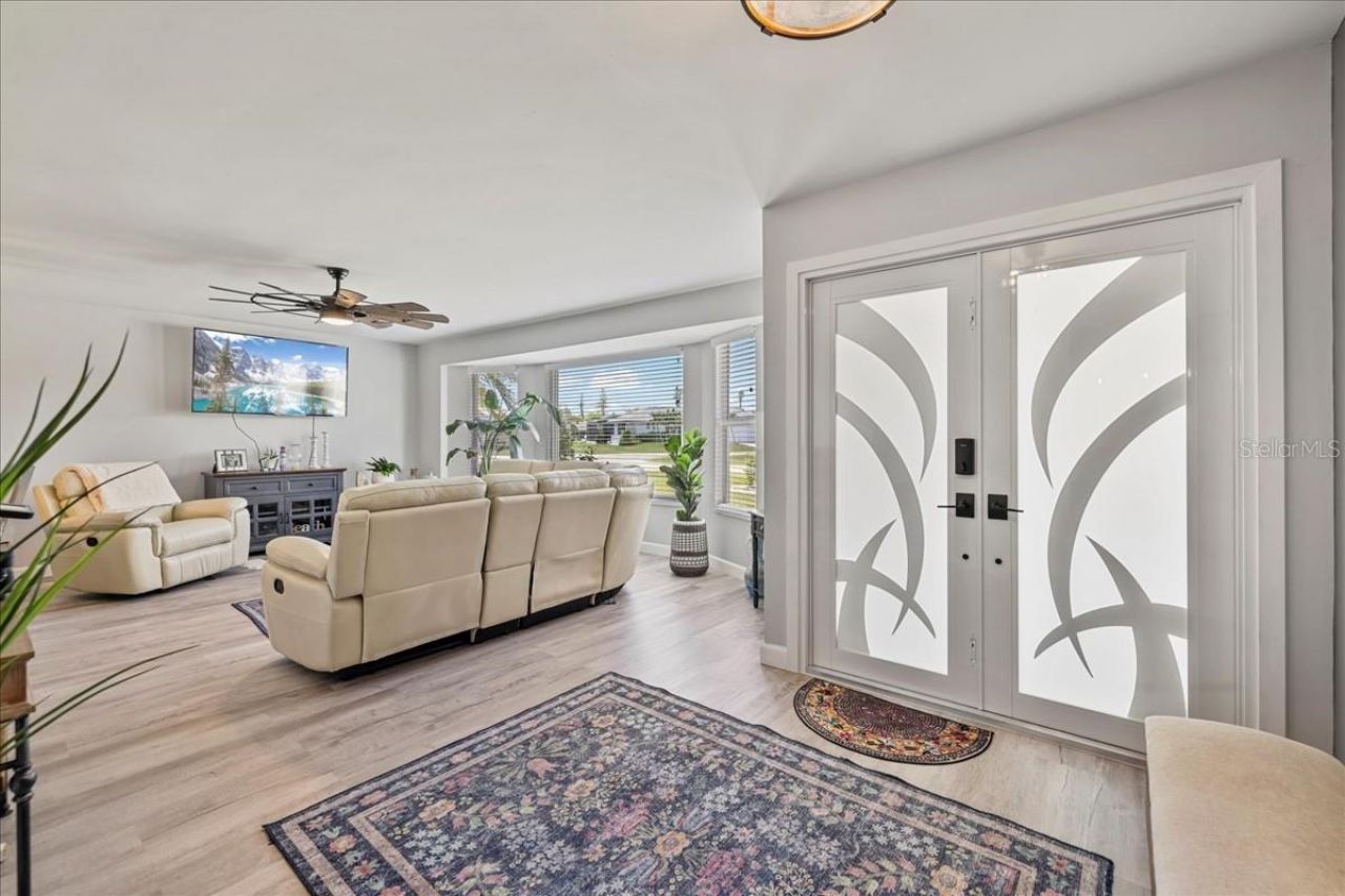 206 SE 45th Terrace, Cape Coral, FL 33904 Photo