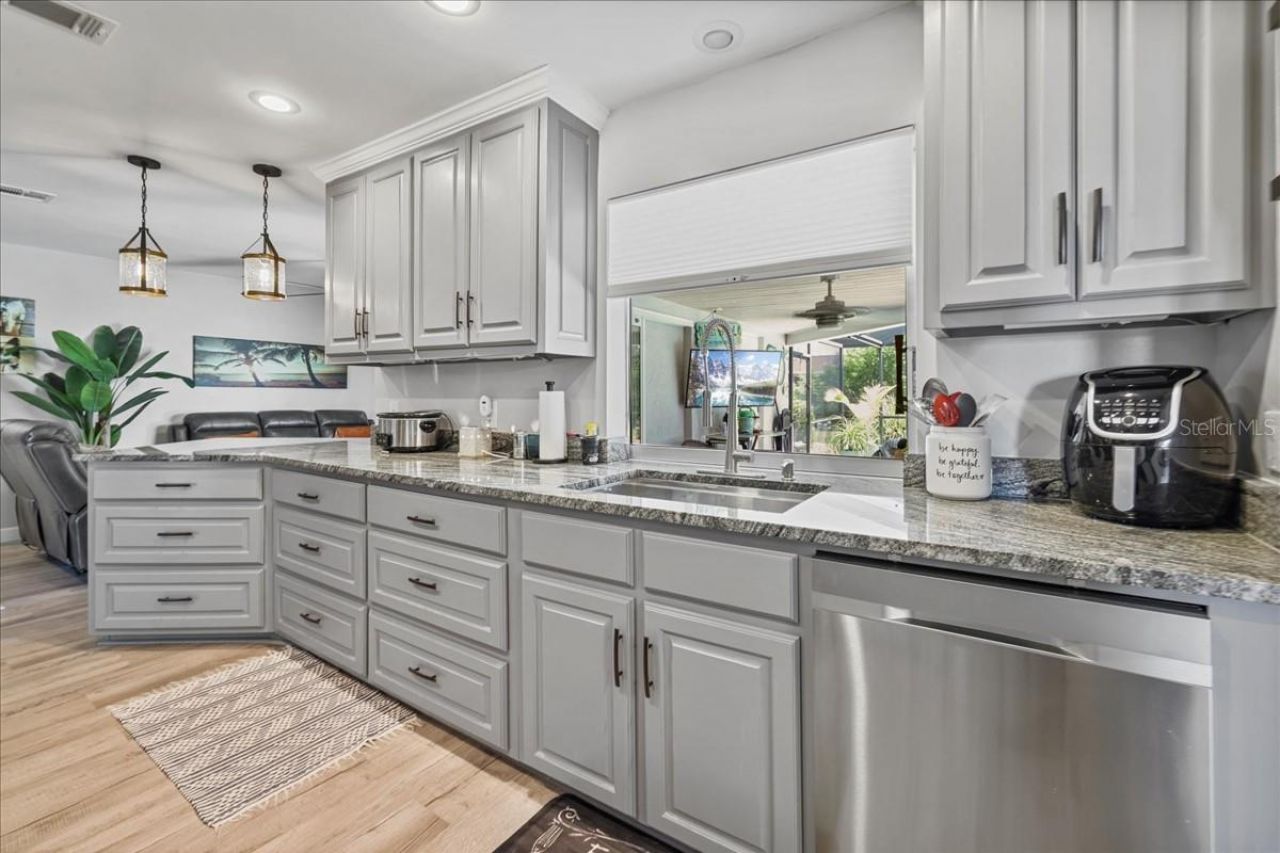 206 SE 45th Terrace, Cape Coral, FL 33904 Photo