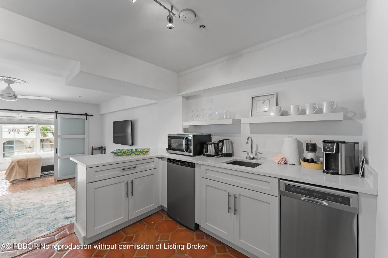 235 Sunrise Avenue, Unit 1107 & 110, Palm Beach, FL 33480 Photo