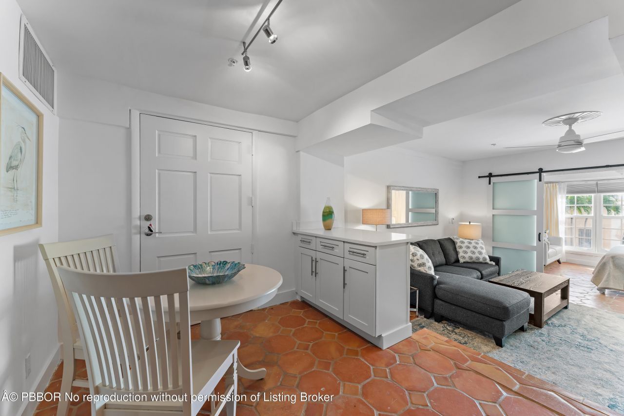 235 Sunrise Avenue, Unit 1107 & 110, Palm Beach, FL 33480 Photo