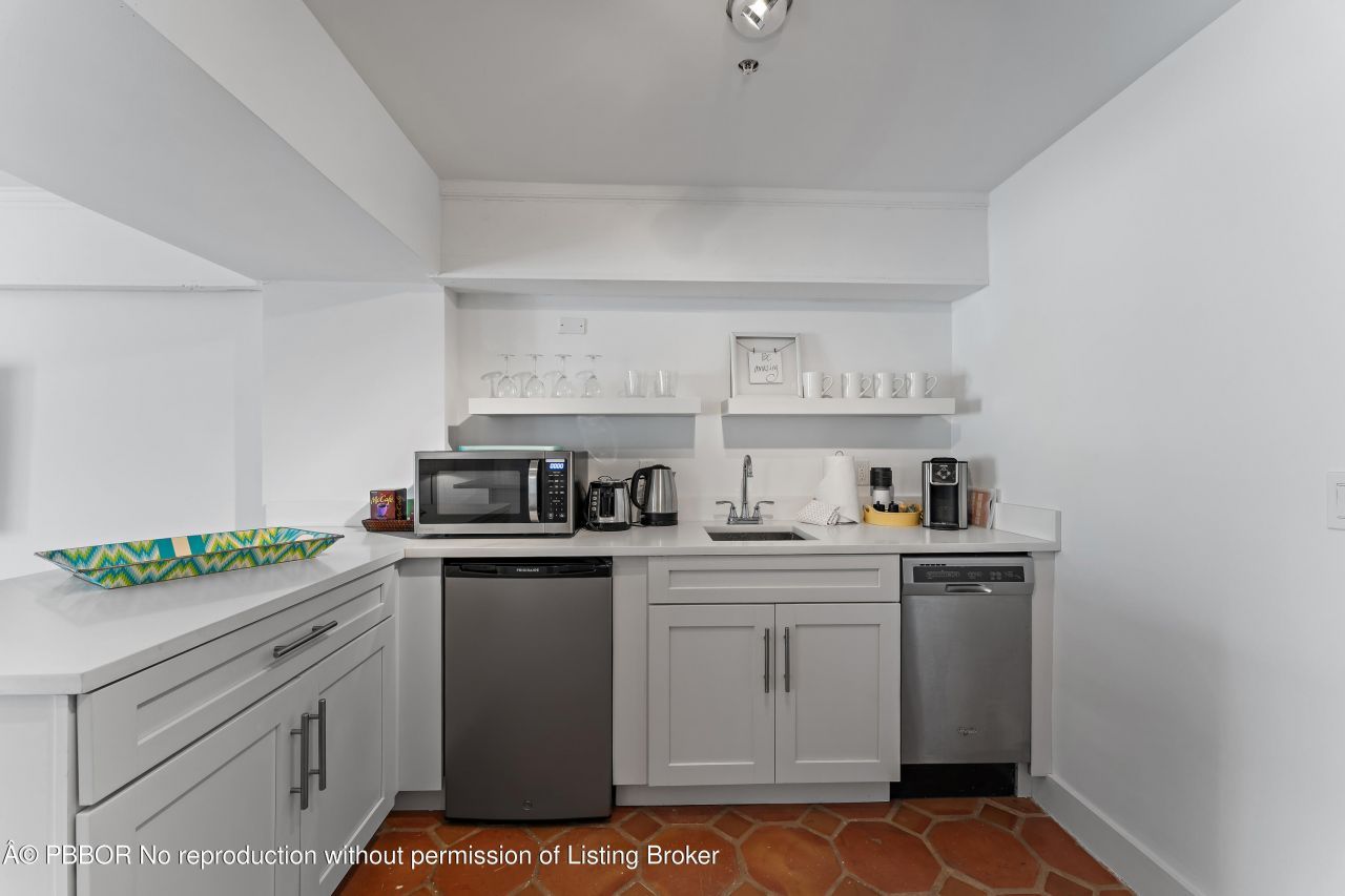 235 Sunrise Avenue, Unit 1107 & 110, Palm Beach, FL 33480 Photo