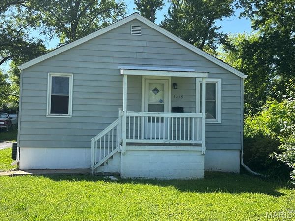 3219 Royalton Avenue, St Louis, MO 63114