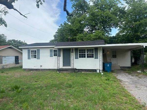 306 S Marion Street, Clarkton, MO 63837