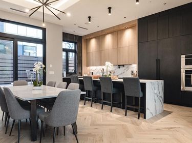 109 S 24TH STREET, PHILADELPHIA, PA 19103