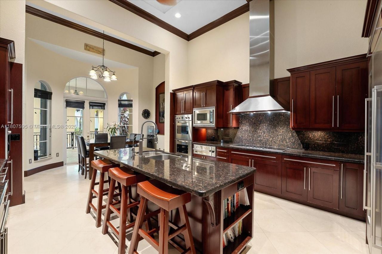 18451 SW 158th St, Miami, FL 33187 Photo