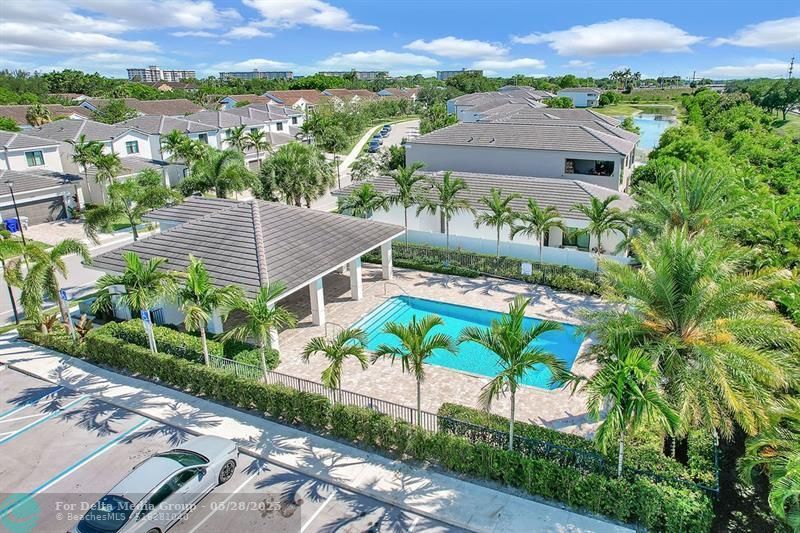 453 NW 36th Avenue, Pompano Beach, FL 33069 Photo