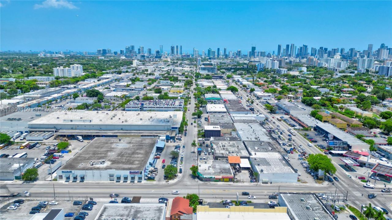 2189 NW 20th St, Miami, FL 33142 Photo