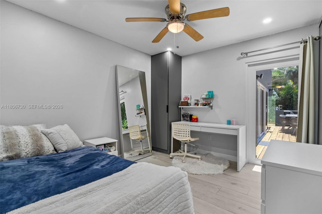 5943 SW 62nd St, South Miami, FL 33143 Photo