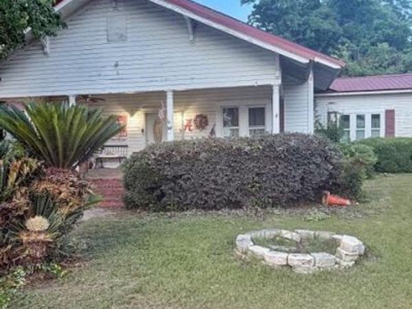 5382 10th Street, Malone, FL 32445