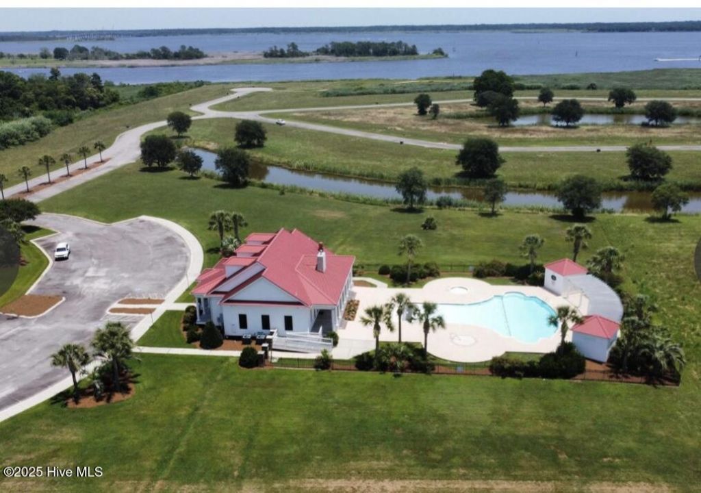 262 Cravens Street, Georgetown, SC 29440 Main Photo