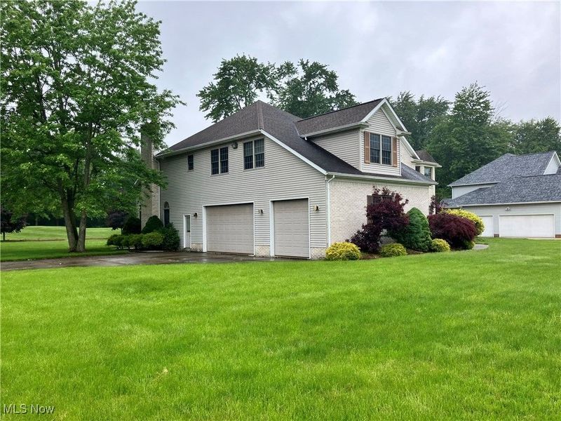 1254 Maxfli Drive, Akron, OH 44312 Photo 3