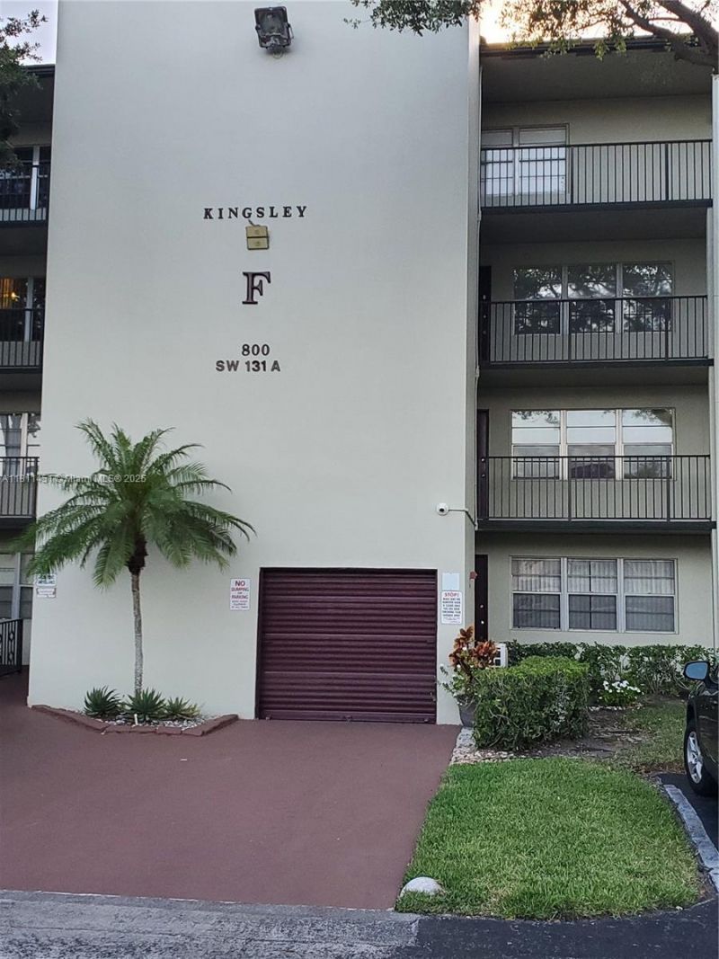 800 SW 131st Ave, Unit 113F, Pembroke Pines, FL 33027 Photo