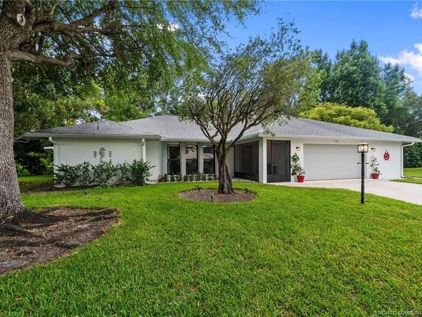 542 SE Woods Edge Trail, Stuart, FL 34997