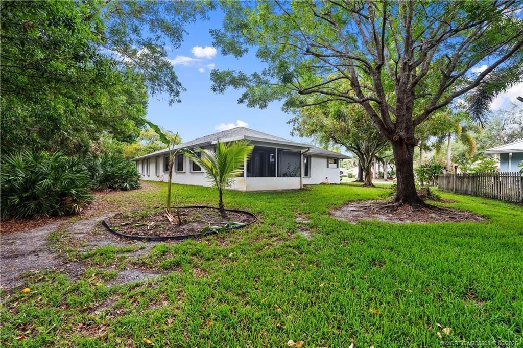 542 SE Woods Edge Trail, Stuart, FL 34997 Photo