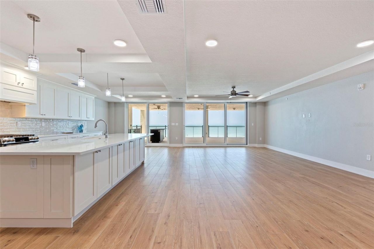 14048 Gulf Boulevard, Unit 201, Madeira Beach, FL 33708 Photo