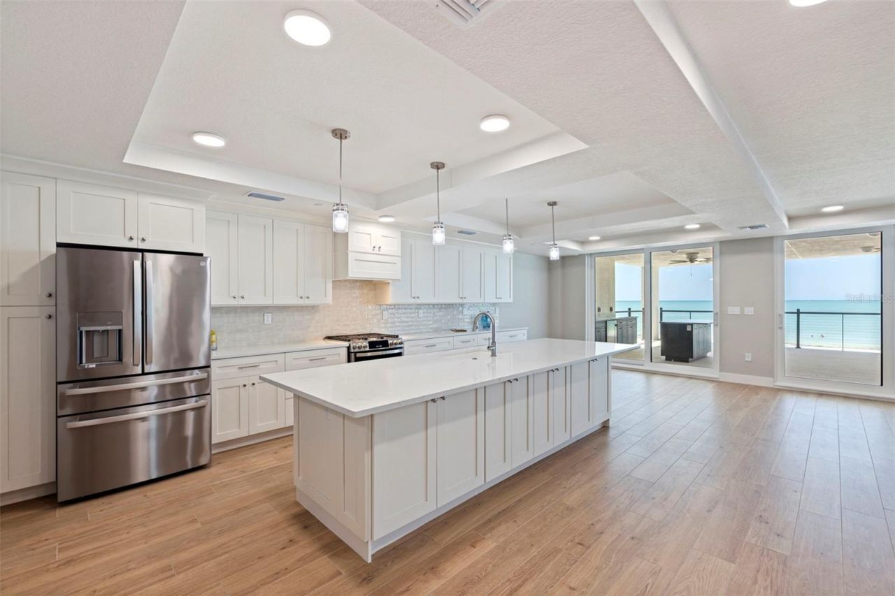 14048 Gulf Boulevard, Unit 201, Madeira Beach, FL 33708 Photo