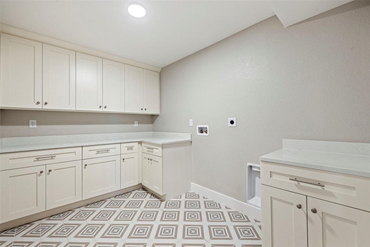 14048 Gulf Boulevard, Unit 201, Madeira Beach, FL 33708 Photo