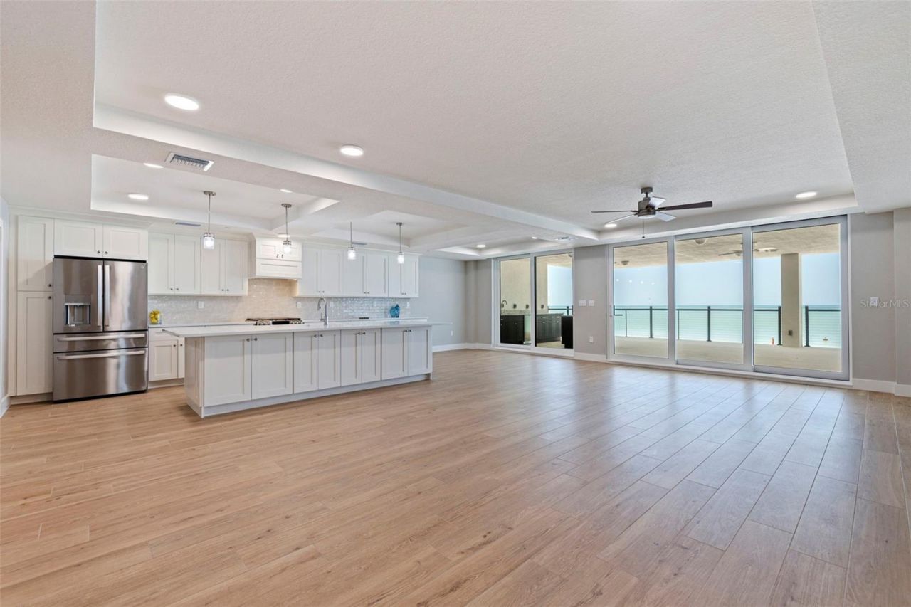 14048 Gulf Boulevard, Unit 201, Madeira Beach, FL 33708 Photo
