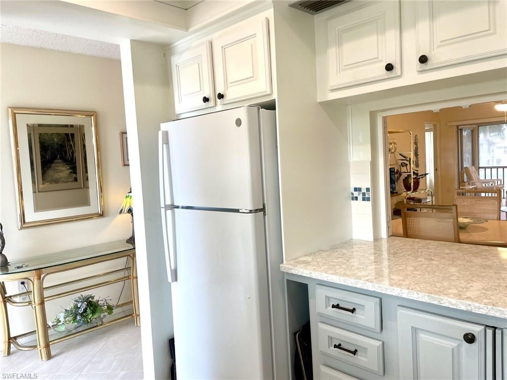325 Charlemagne Blvd, Unit B207, Naples, FL 34112 Photo