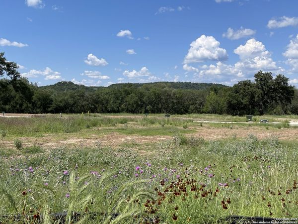 24630 Cliff Line, San Antonio, TX 78257