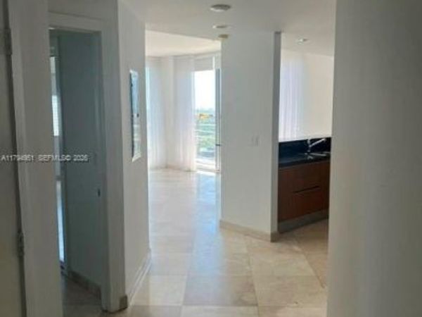 1050 BRICKELL, Unit 3314, Miami, FL 33131