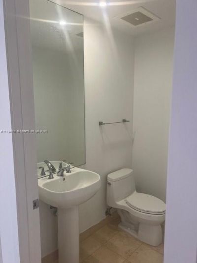 1050 Brickell, Unit 3314, Miami, FL 33131 Photo
