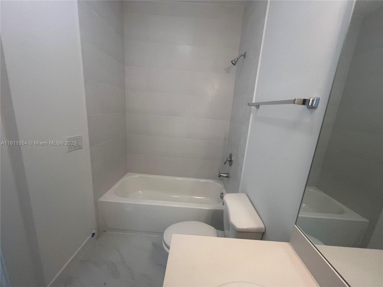 1010 SW 69th Ave, Unit 212, Miami, FL 33144 Photo