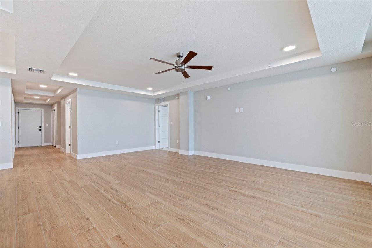 14048 Gulf Boulevard, Unit 302, Madeira Beach, FL 33708 Photo