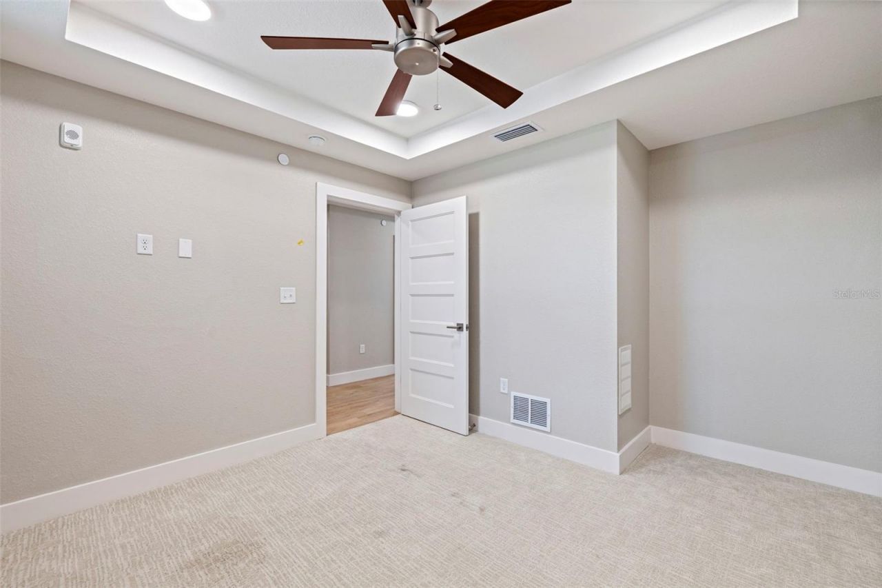 14048 Gulf Boulevard, Unit 302, Madeira Beach, FL 33708 Photo