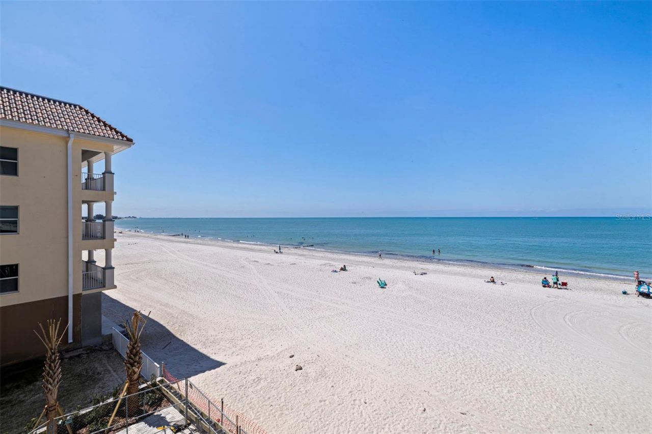 14048 Gulf Boulevard, Unit 302, Madeira Beach, FL 33708 Photo
