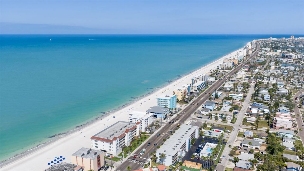 14048 Gulf Boulevard, Unit 302, Madeira Beach, FL 33708 Photo