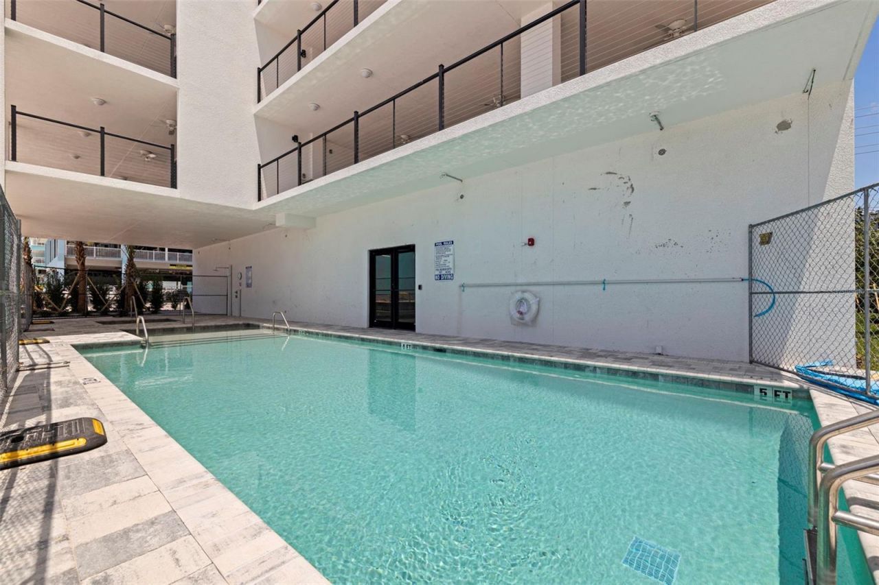 14048 Gulf Boulevard, Unit 302, Madeira Beach, FL 33708 Photo