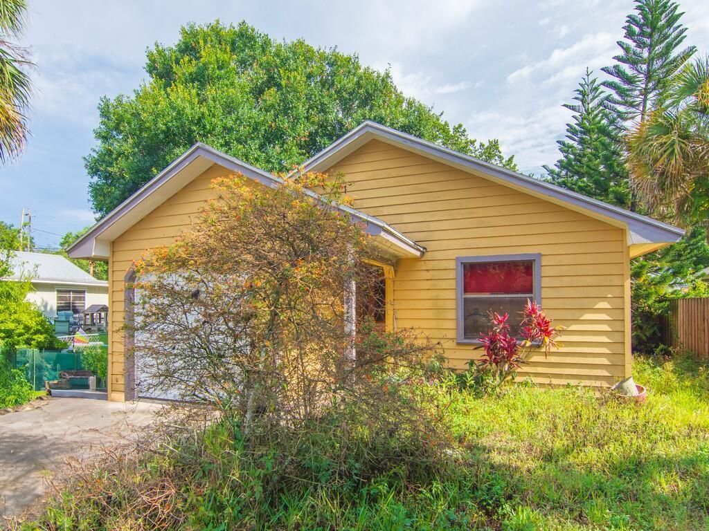 3625 2nd Lane, Vero Beach, FL 32968 Main Photo