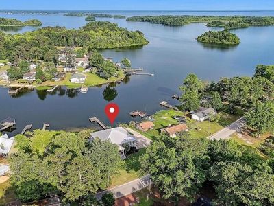 2039 Lake Marion Shores Road, Summerton, SC 29148