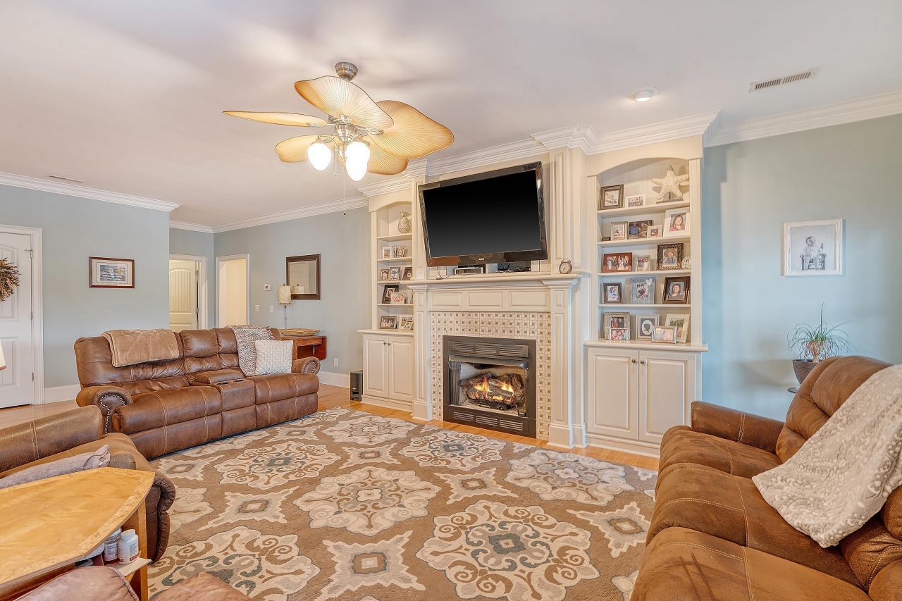 2039 Lake Marion Shores Road Photo 13