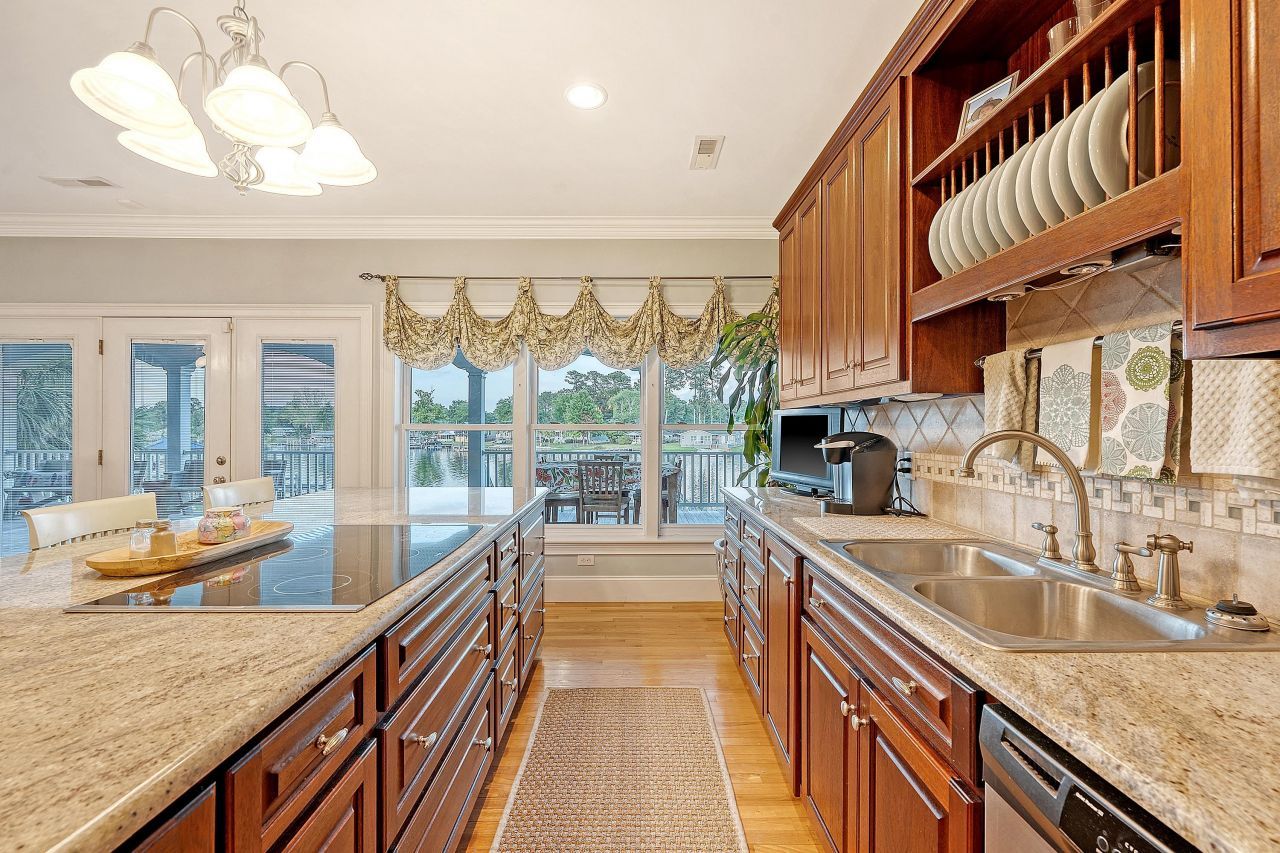 2039 Lake Marion Shores Road Photo 18