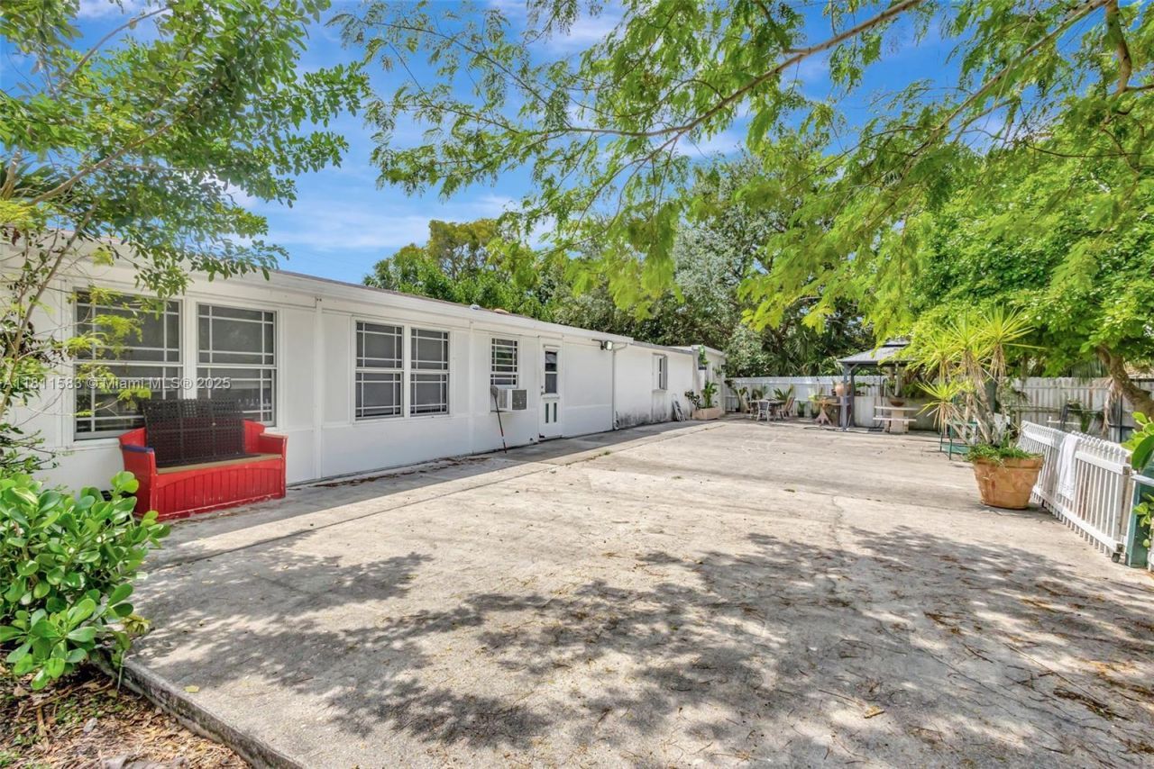 4035 N 110th Ave N, West Palm Beach, FL 33411 Photo