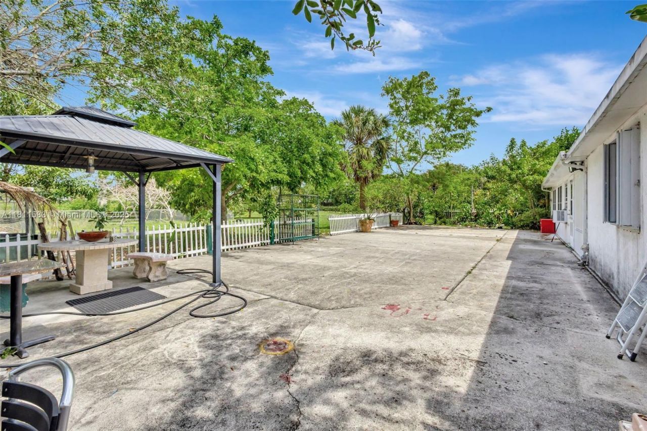 4035 N 110th Ave N, West Palm Beach, FL 33411 Photo