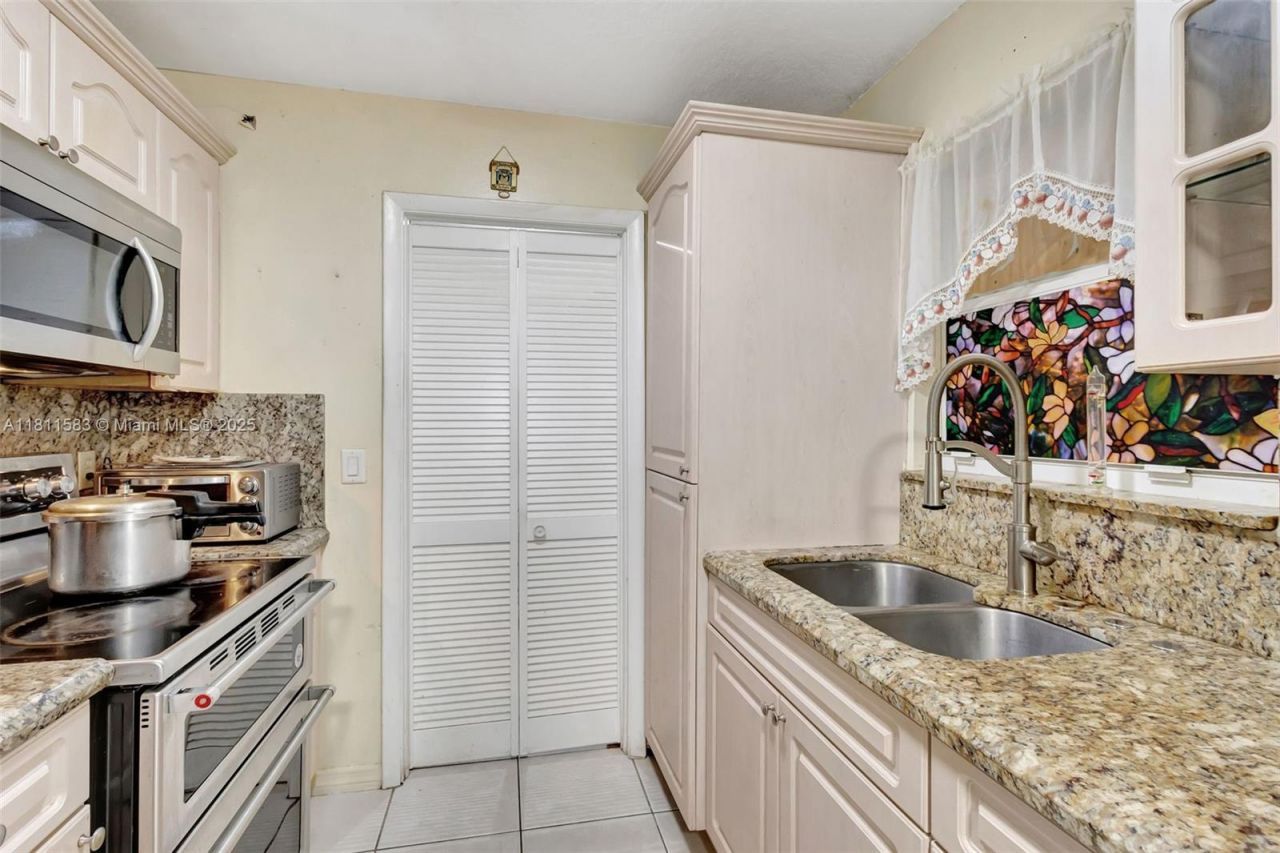 4035 N 110th Ave N, West Palm Beach, FL 33411 Photo