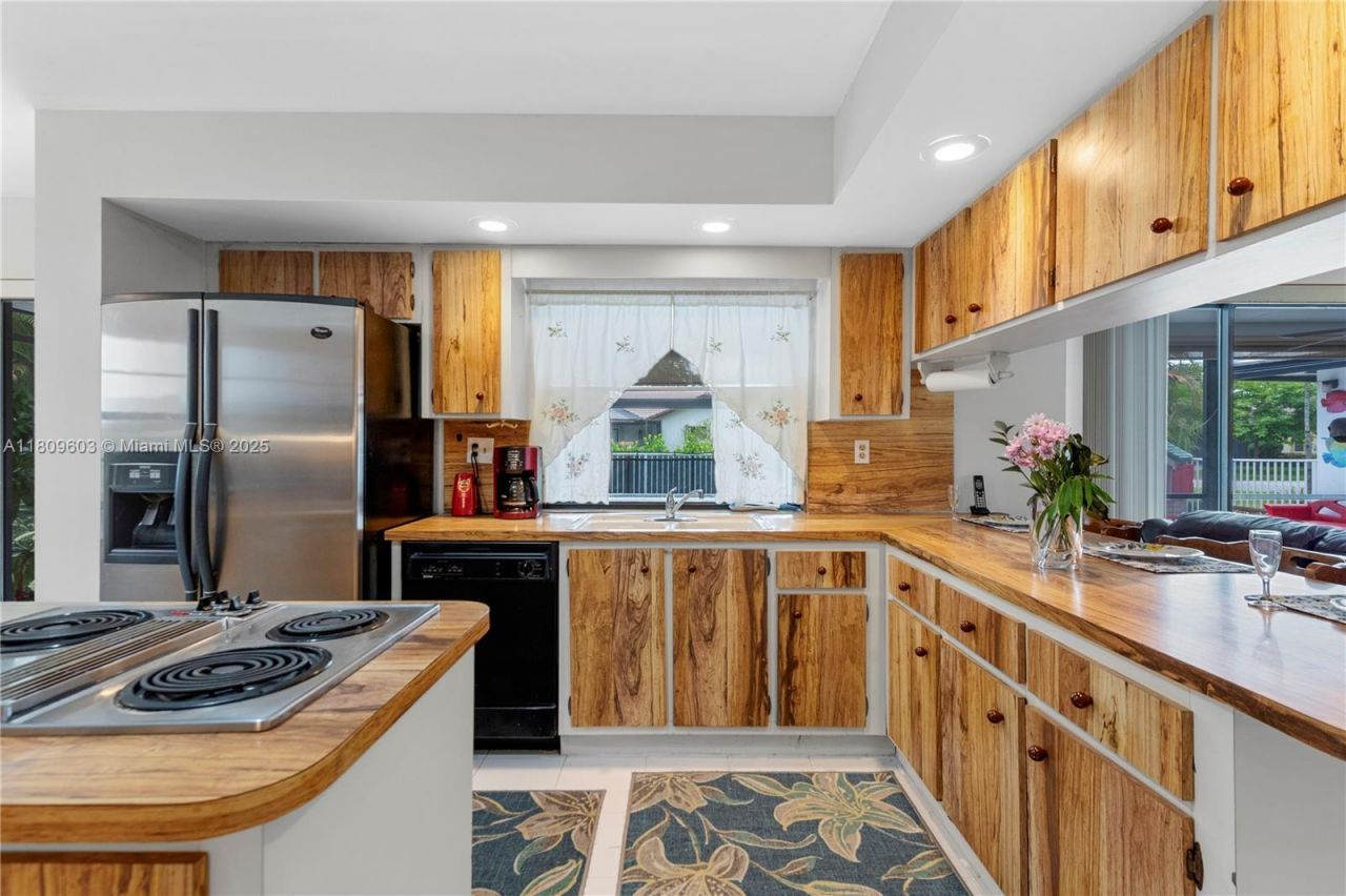 988 NW 110th Ave, Coral Springs, FL 33071 Photo